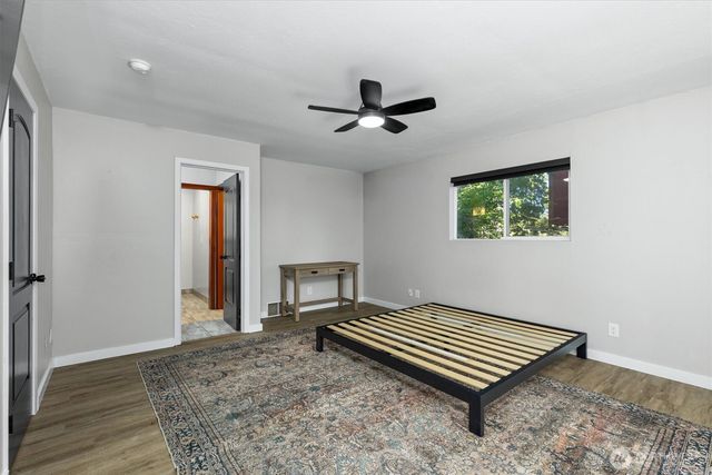 131 E Channel Drive, Allyn, WA 98524