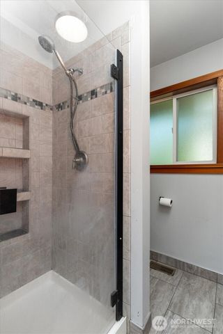 131 E Channel Drive, Allyn, WA 98524