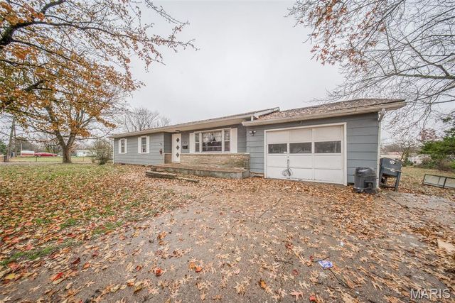 905 E Pace Street, Salem, MO 65560