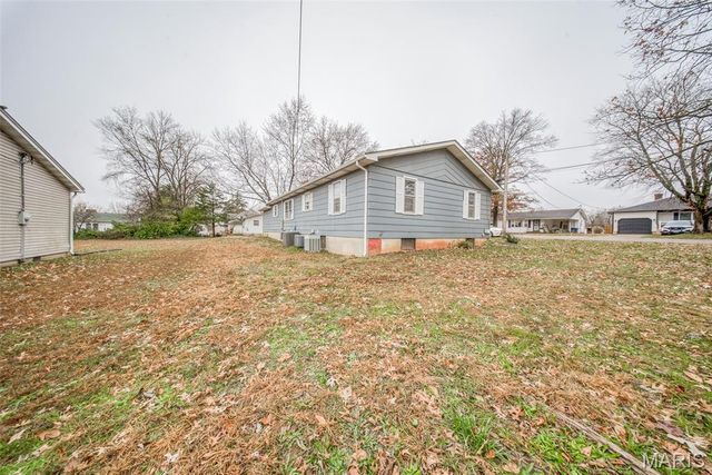 905 E Pace Street, Salem, MO 65560