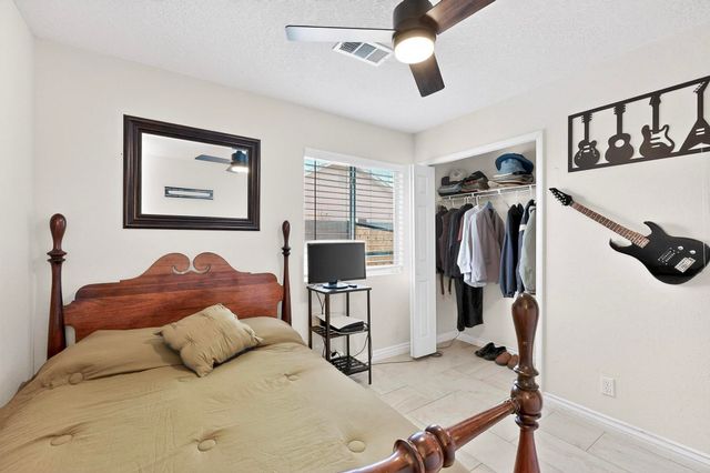 6966 Clark Hills Drive NE, Rio Rancho, NM 87144