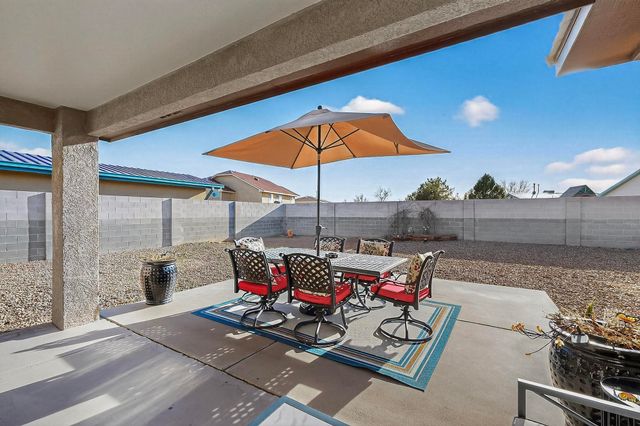 6966 Clark Hills Drive NE, Rio Rancho, NM 87144