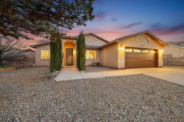 6966 Clark Hills Drive NE, Rio Rancho, NM 87144