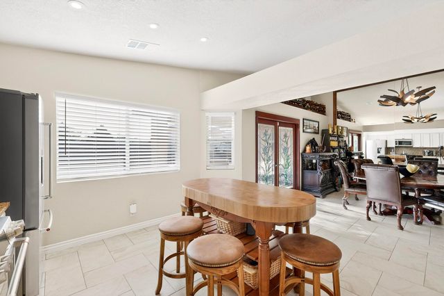 6966 Clark Hills Drive NE, Rio Rancho, NM 87144