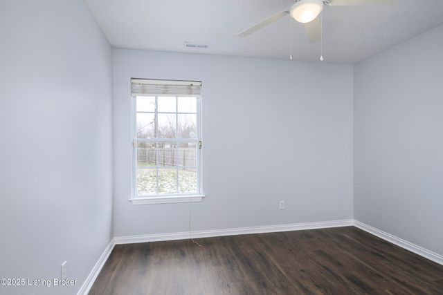 4509 Shelvis Dr, Louisville, KY 40216