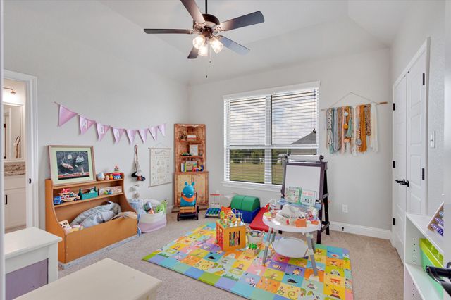 1001 N Oak Trail, Weatherford, TX 76085