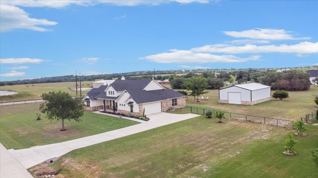 1001 N Oak Trail, Weatherford, TX 76085