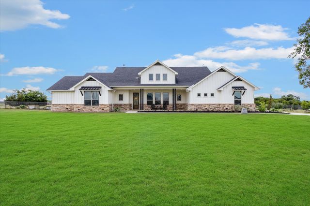 1001 N Oak Trail, Weatherford, TX 76085