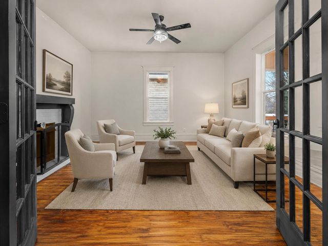 221 W Hickman Street, Winchester, KY 40391