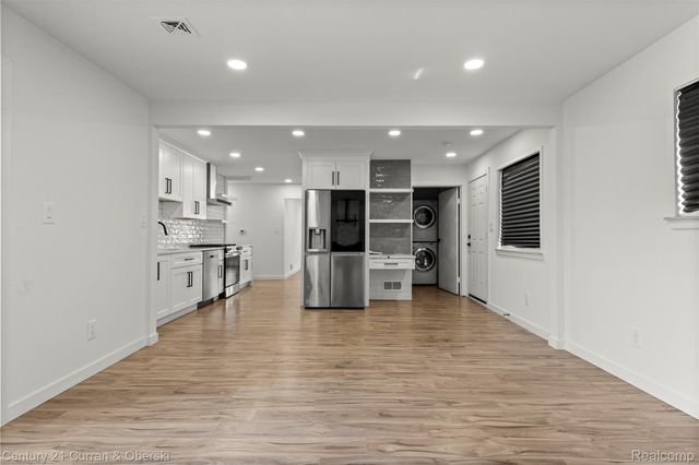 14370 Pearl Street, Southgate, MI 48195