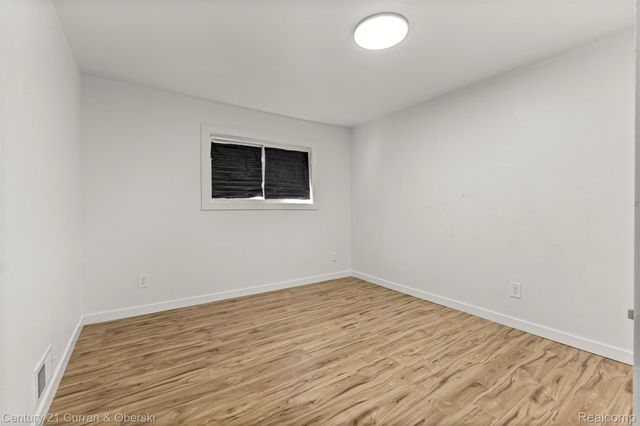 14370 Pearl Street, Southgate, MI 48195