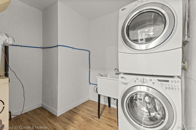 14370 Pearl Street, Southgate, MI 48195