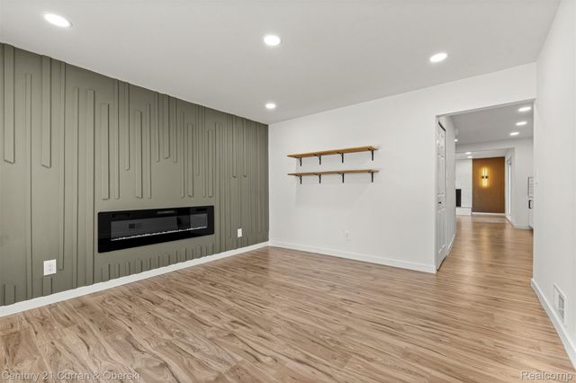 14370 Pearl Street, Southgate, MI 48195