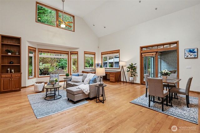 19510 223rd Avenue NE, Woodinville, WA 98077