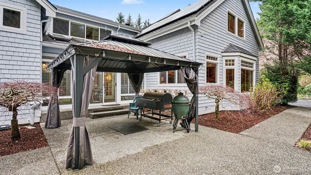 19510 223rd Avenue NE, Woodinville, WA 98077