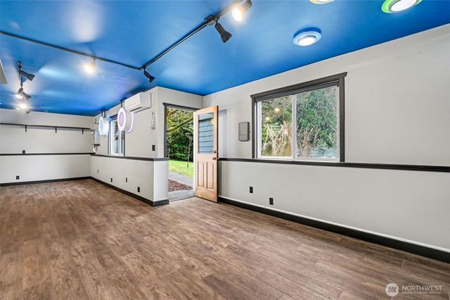 19510 223rd Avenue NE, Woodinville, WA 98077