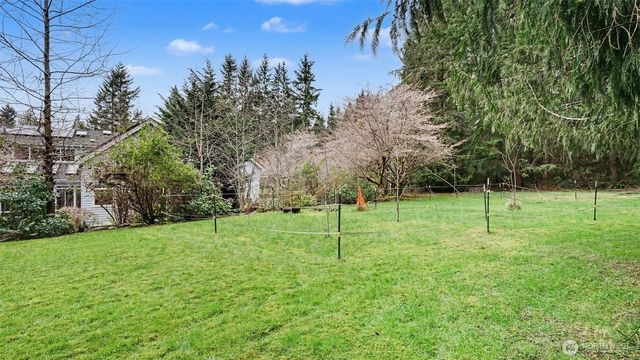 19510 223rd Avenue NE, Woodinville, WA 98077