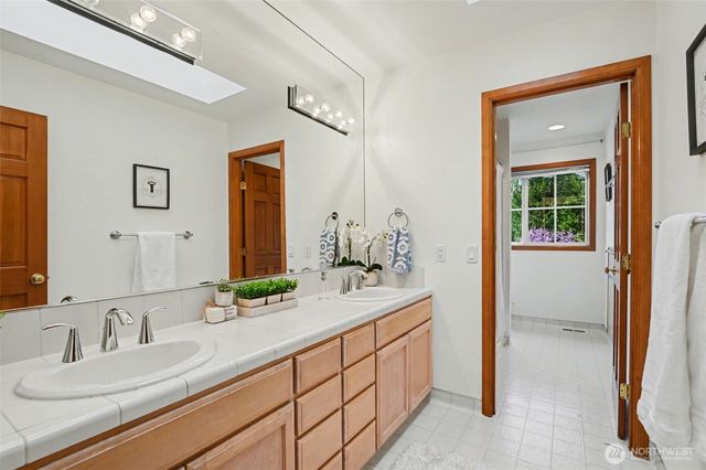 19510 223rd Avenue NE, Woodinville, WA 98077