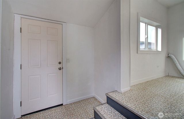 816 Coweeman Lane, Kelso, WA 98626