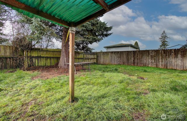 816 Coweeman Lane, Kelso, WA 98626