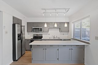 1888 E POPLAR WOODS CIR # 1888, Germantown, TN 38138