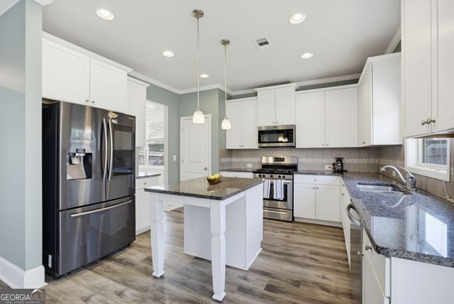 550 Red Fox Drive, Dallas, GA 30157