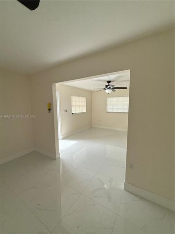 11690 SW 185th St 1, Miami, FL 33157