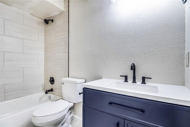1304 Greenfield Drive, Edmond, OK 73012
