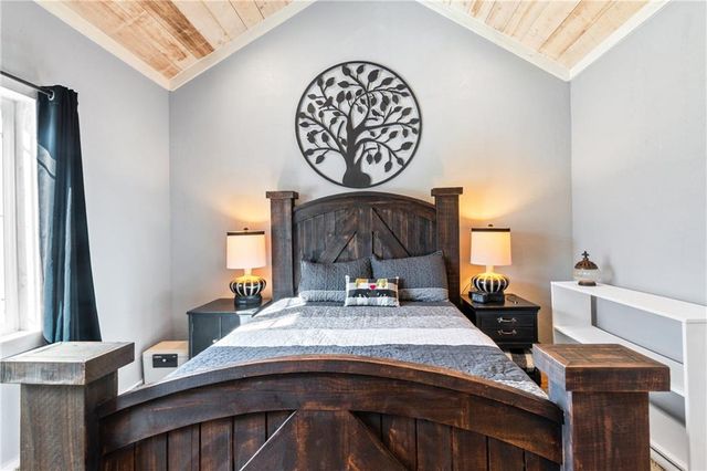 18 Shady Grove Lane, Blue Ridge, GA 30513