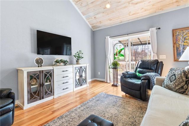 18 Shady Grove Lane, Blue Ridge, GA 30513