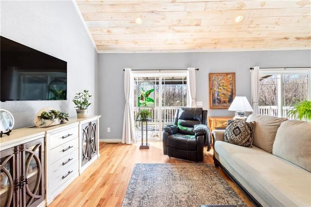 18 Shady Grove Lane, Blue Ridge, GA 30513