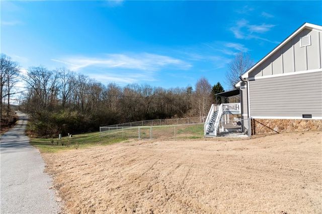 18 Shady Grove Lane, Blue Ridge, GA 30513