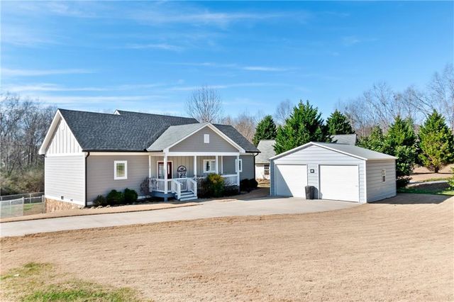 18 Shady Grove Lane, Blue Ridge, GA 30513