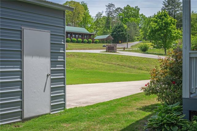18 Shady Grove Lane, Blue Ridge, GA 30513
