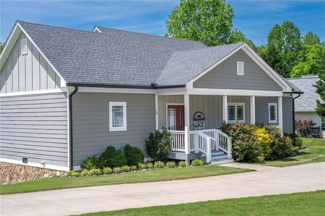 18 Shady Grove Lane, Blue Ridge, GA 30513
