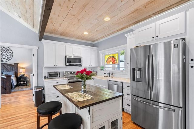 18 Shady Grove Lane, Blue Ridge, GA 30513