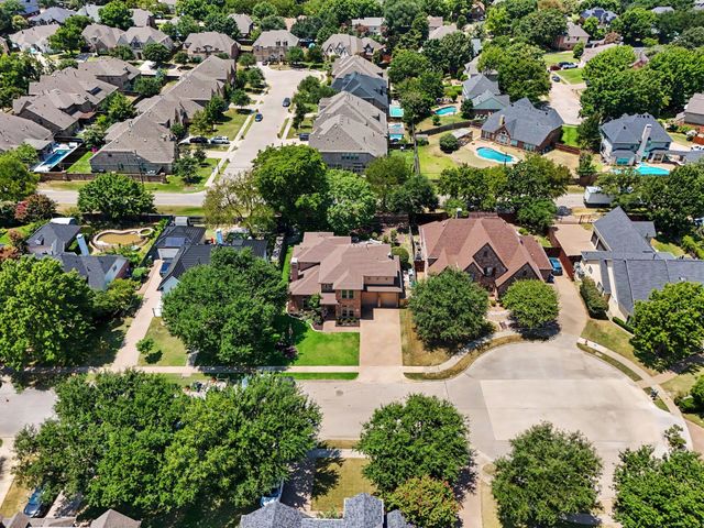 4166 Fair Oaks Drive, Grapevine, TX 76051
