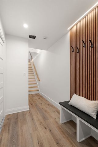 956 Walnut St 5, Newton, MA 02461