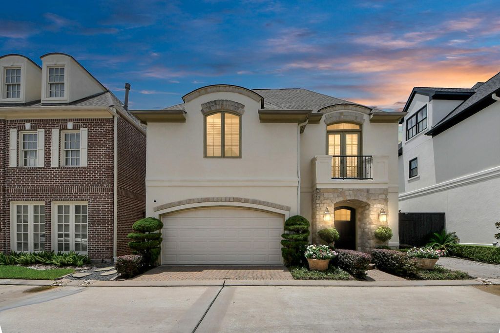 6310 Hermann Lake DR, Houston, TX 77021
