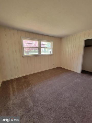 2671 EGYPT RD, Audubon, PA 19403