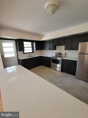 2671 EGYPT RD, Audubon, PA 19403