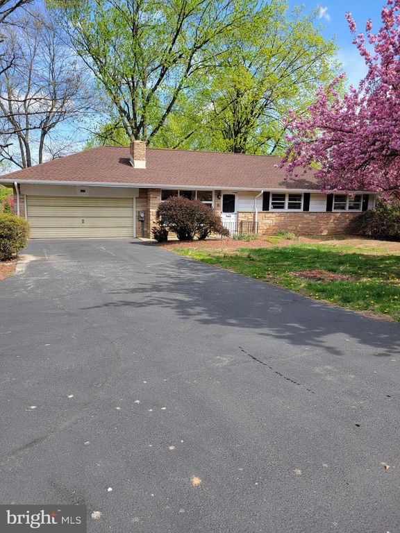 2671 EGYPT RD, Audubon, PA 19403