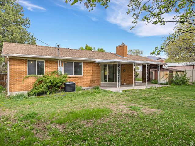1204 E IRIS LN, Millcreek, UT 84106