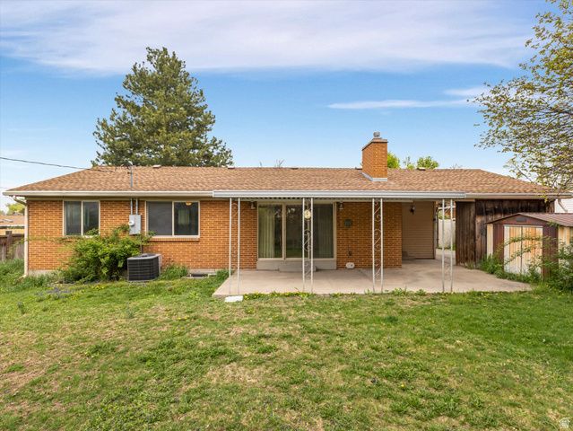 1204 E IRIS LN, Millcreek, UT 84106