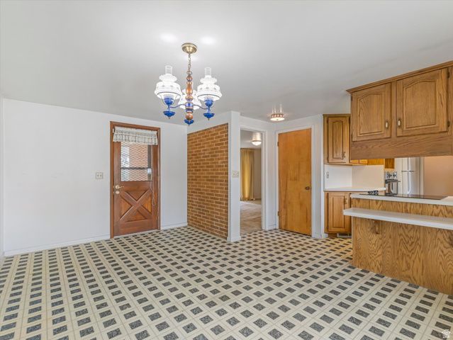 1204 E IRIS LN, Millcreek, UT 84106