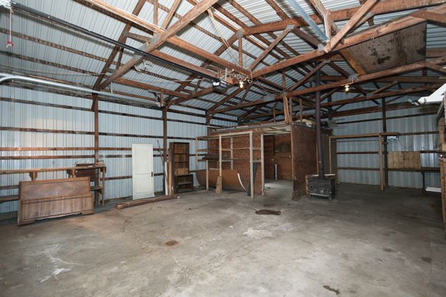 1319 W 4th Street S, Newton, IA 50208