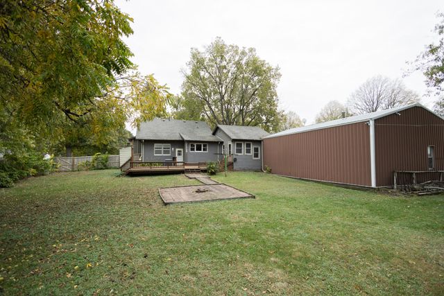 1319 W 4th Street S, Newton, IA 50208