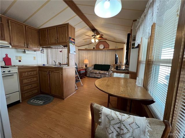 215 S Valley View Road, Donna, TX 78537