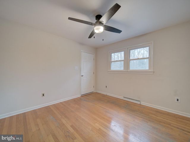 10524 DEACON RD, White Plains, MD 20695