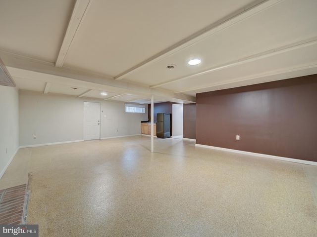 10524 DEACON RD, White Plains, MD 20695